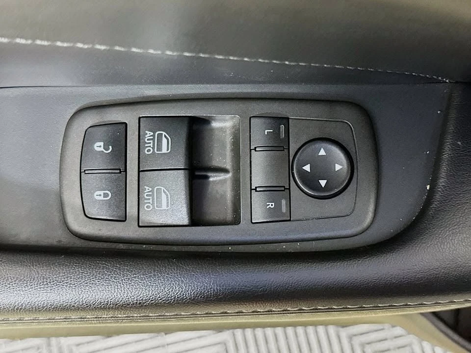 2022 Dodge Challenger 3rd Gen - Image 18 of 20