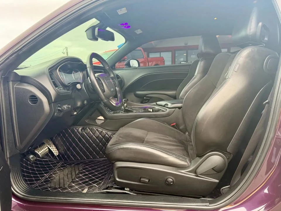 2022 Dodge Challenger - Image 9 of 20
