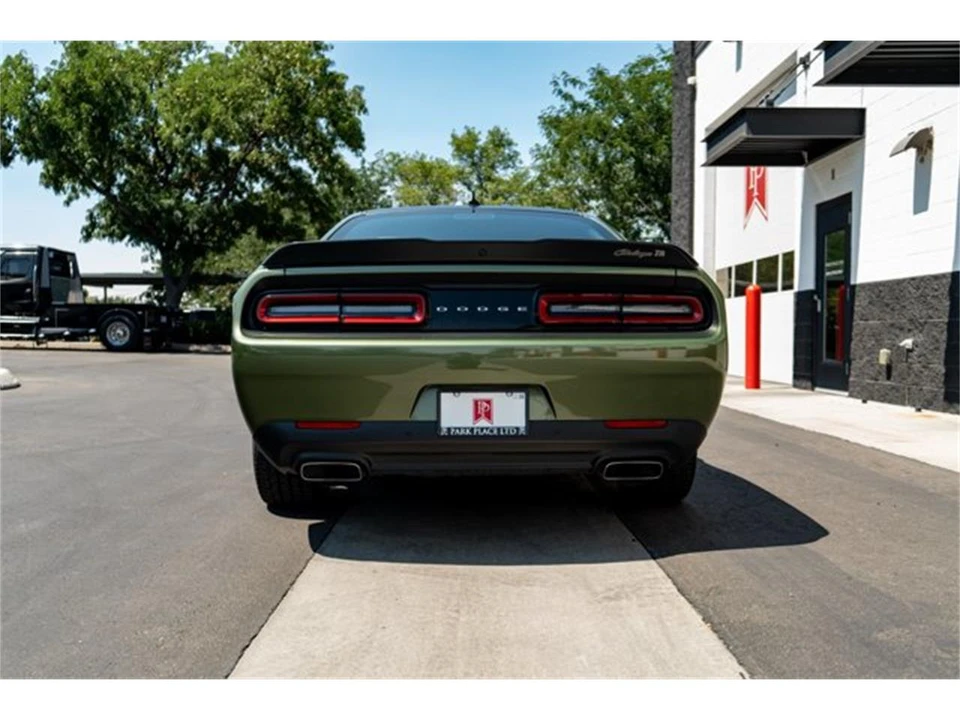 2022 Dodge Challenger 3rd Gen - Image 10 of 31