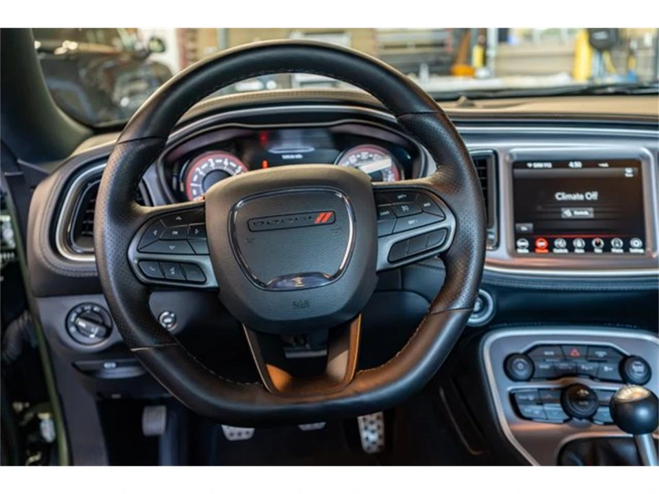 2022 Dodge Challenger 3rd Gen - Image 16 of 31