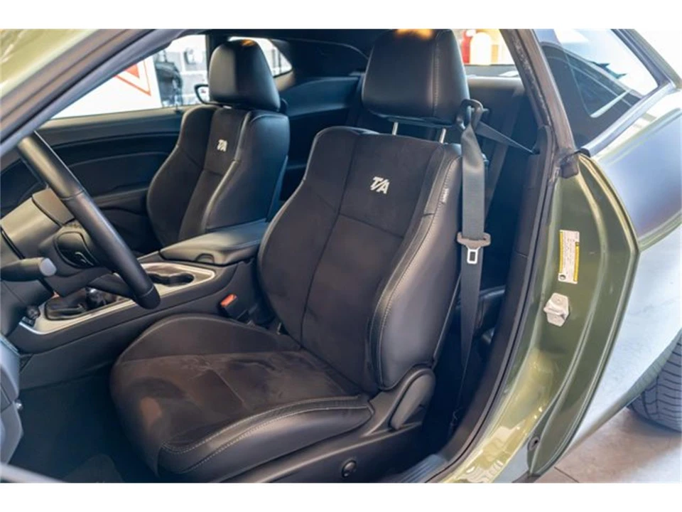2022 Dodge Challenger 3rd Gen - Image 14 of 31