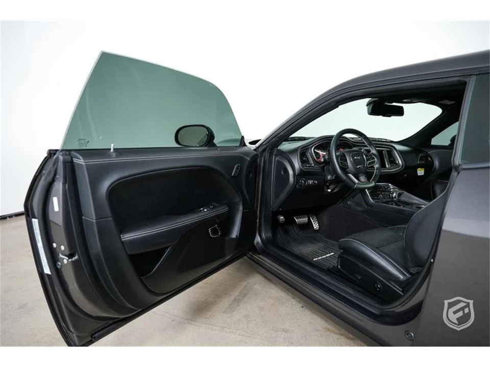 2022 Dodge Challenger 3rd Gen - Image 10 of 31