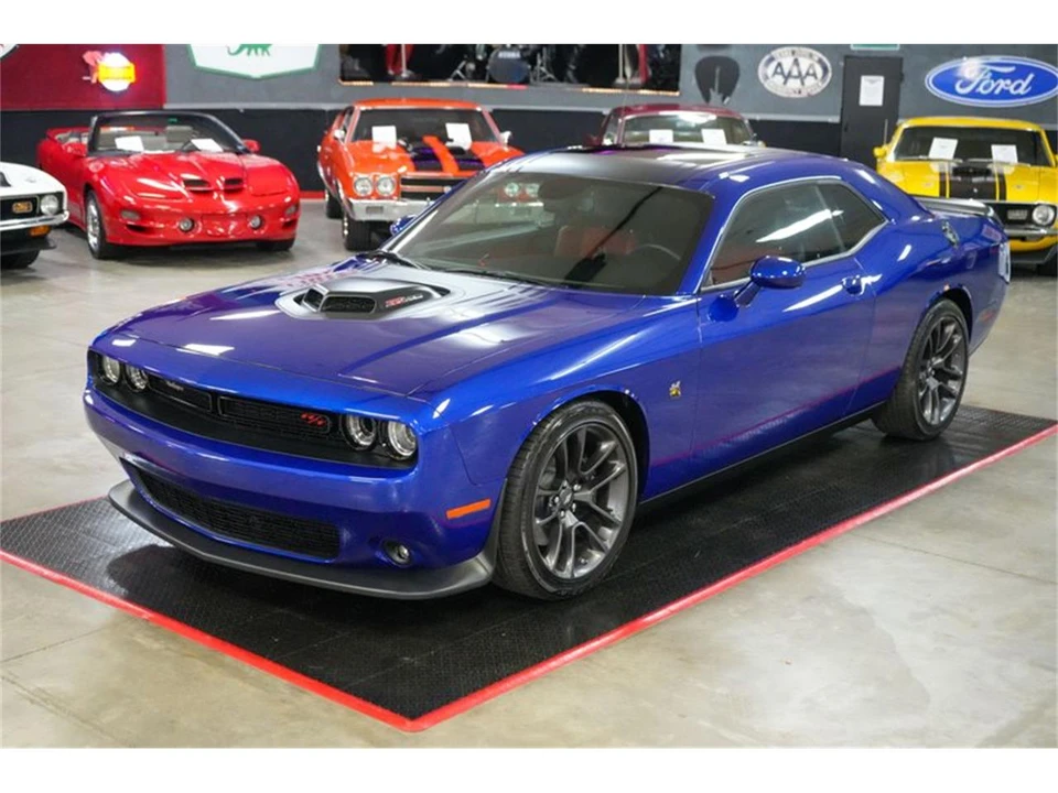 2022 Dodge Challenger 3rd Gen - Image 10 of 31