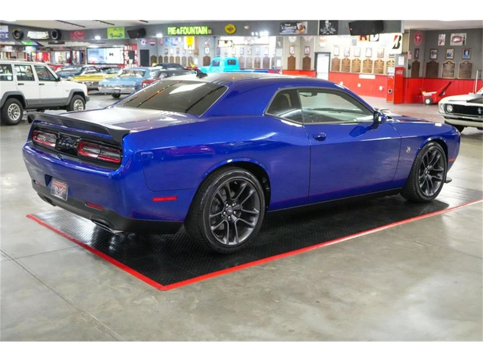 2022 Dodge Challenger 3rd Gen - Image 6 of 31