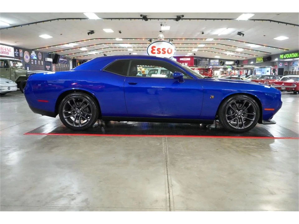 2022 Dodge Challenger 3rd Gen - Image 23 of 31
