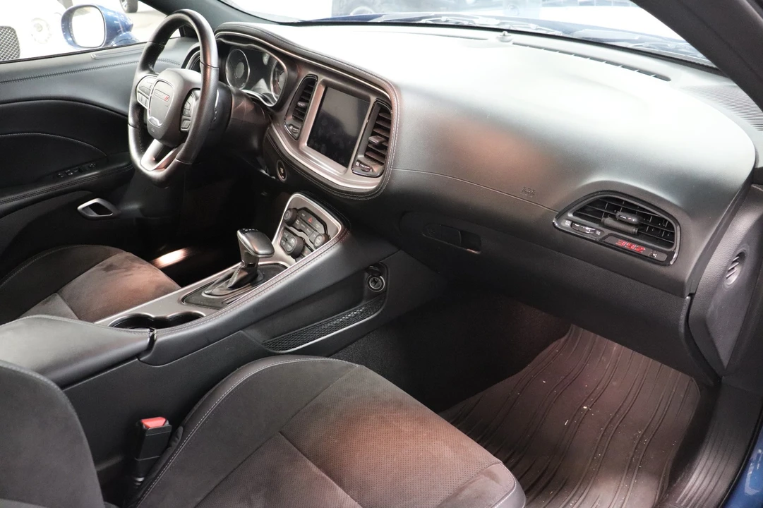 2022 Dodge Challenger 3rd Gen - Image 19 of 21