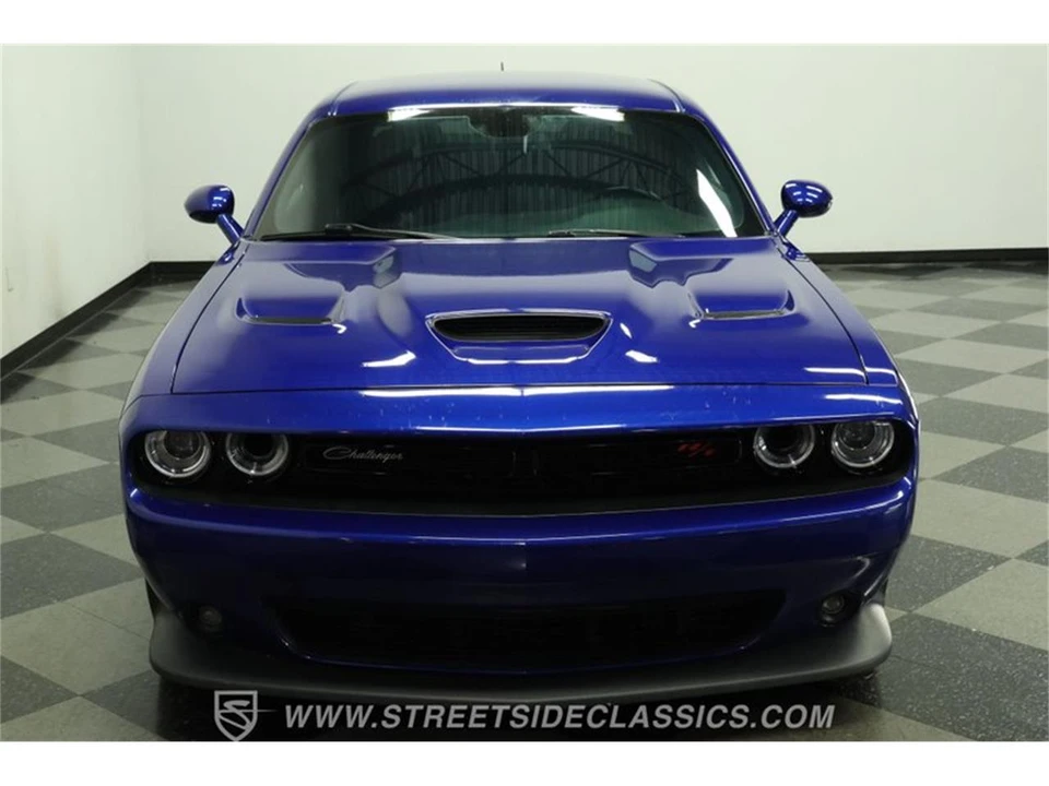 2022 Dodge Challenger 3rd Gen - Image 16 of 31
