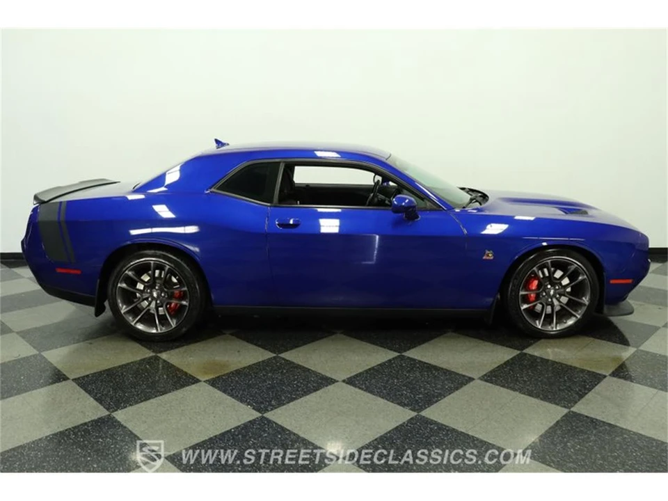 2022 Dodge Challenger 3rd Gen - Image 13 of 31
