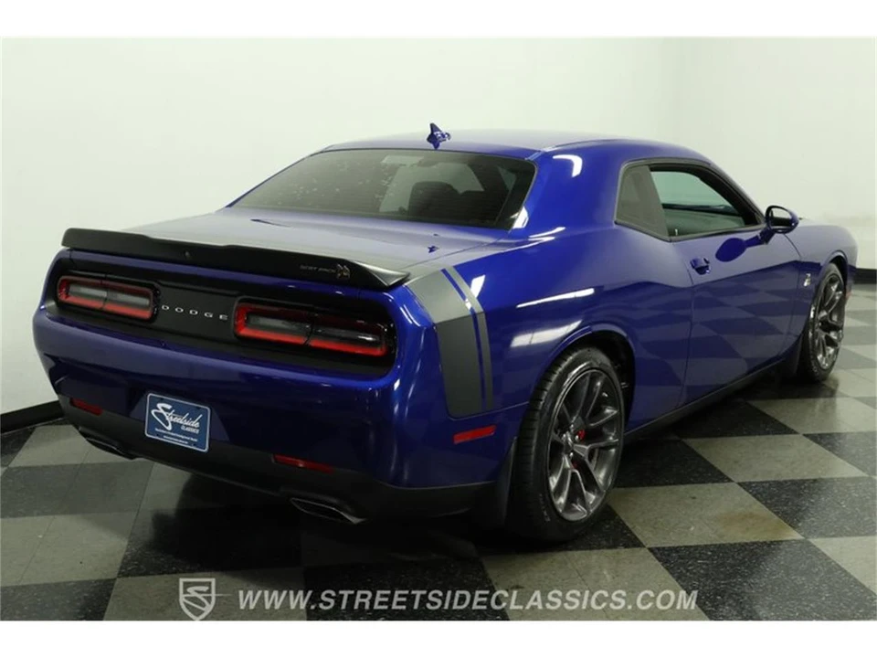2022 Dodge Challenger 3rd Gen - Image 11 of 31