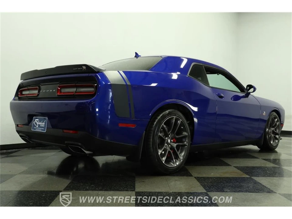 2022 Dodge Challenger 3rd Gen - Image 26 of 31