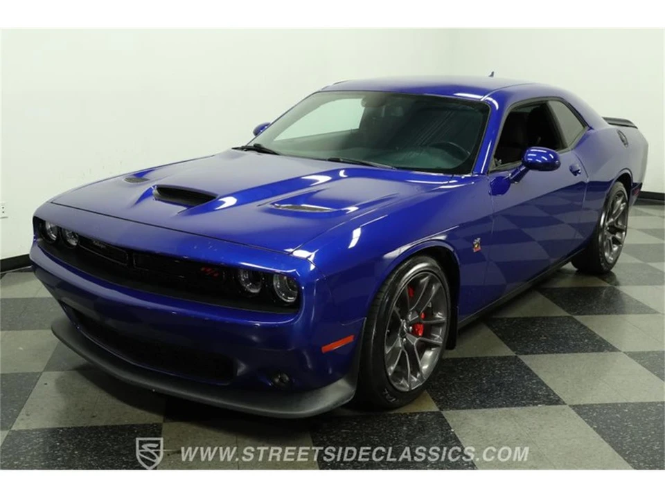 2022 Dodge Challenger 3rd Gen - Image 18 of 31