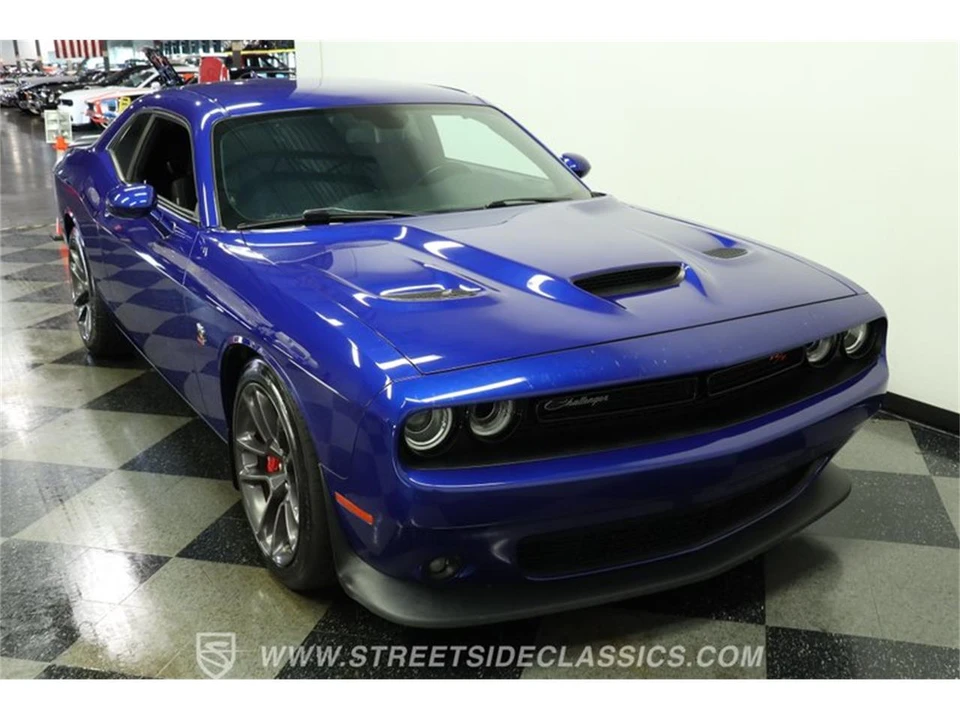 2022 Dodge Challenger 3rd Gen - Image 15 of 31