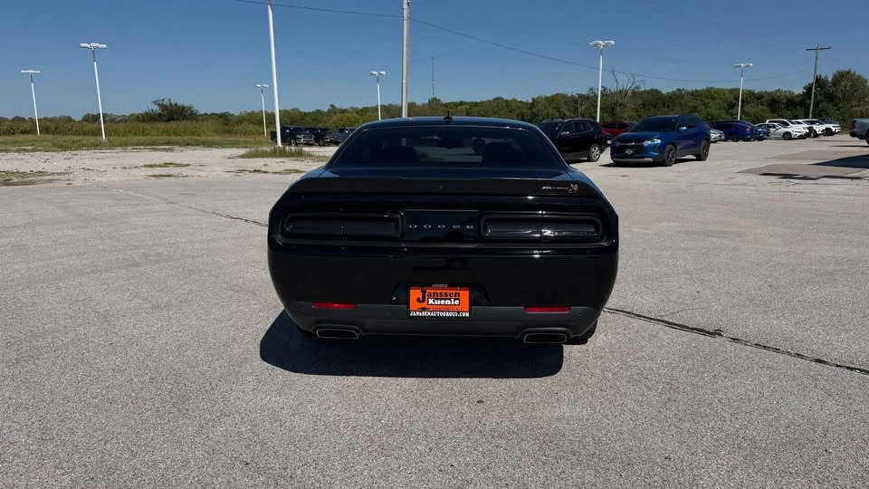 2022 Dodge Challenger 3rd Gen - Image 4 of 16