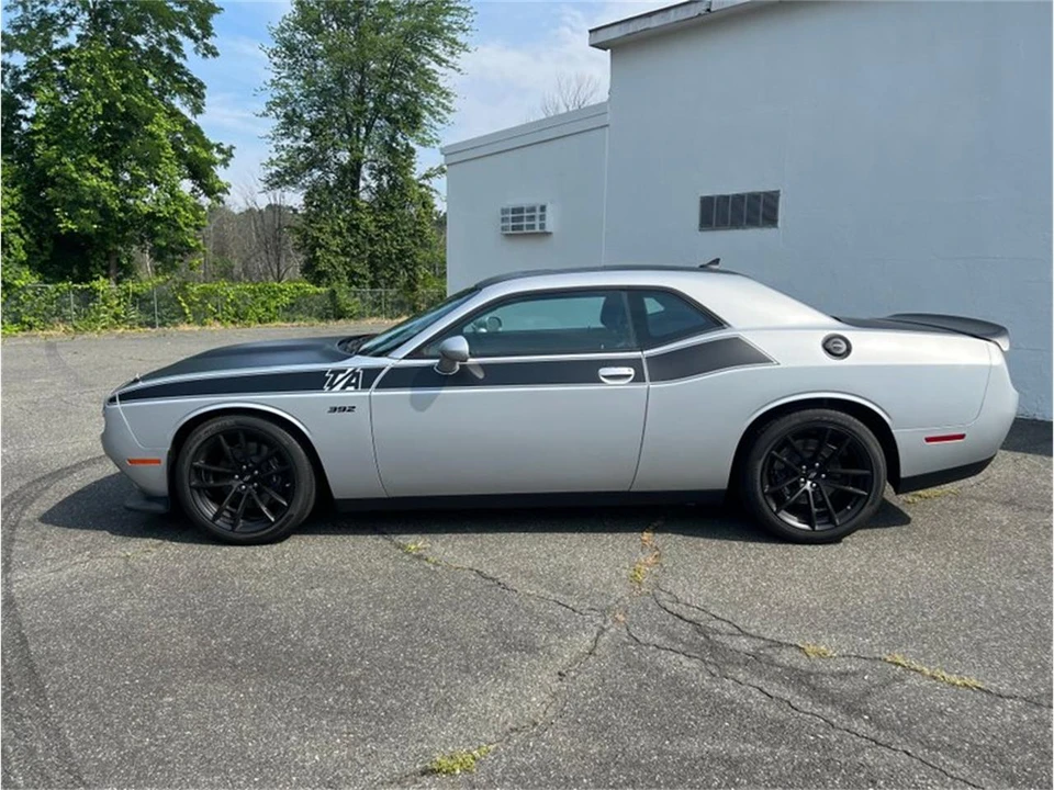 2022 Dodge Challenger 3rd Gen - Image 11 of 31