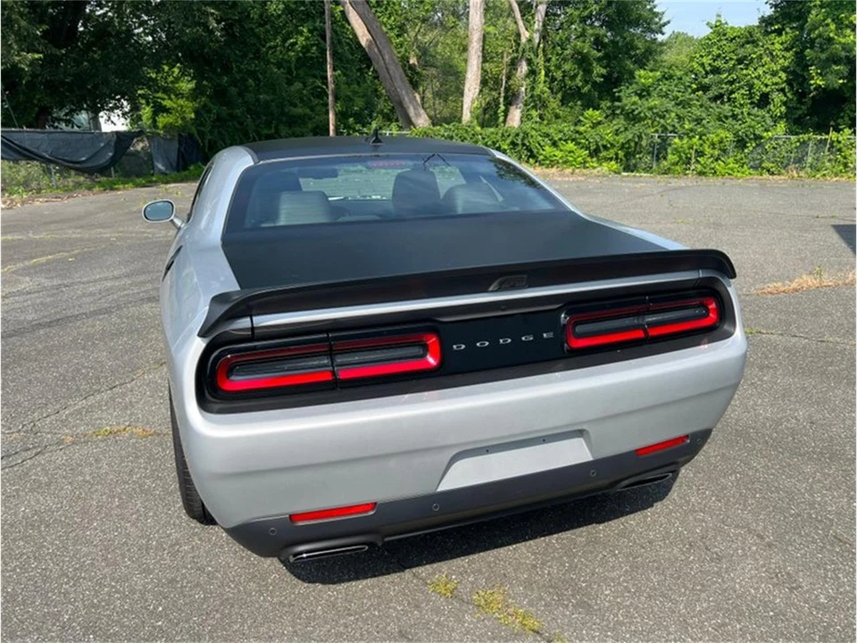 2022 Dodge Challenger 3rd Gen - Image 16 of 31