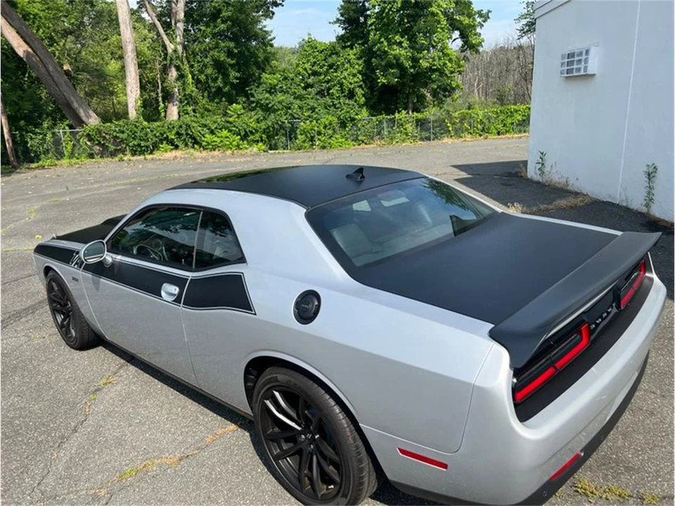 2022 Dodge Challenger 3rd Gen - Image 28 of 31