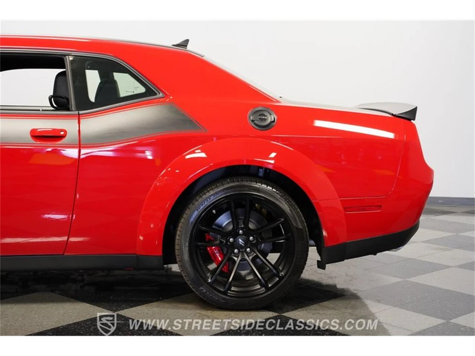 2022 Dodge Challenger 3rd Gen - Image 23 of 31