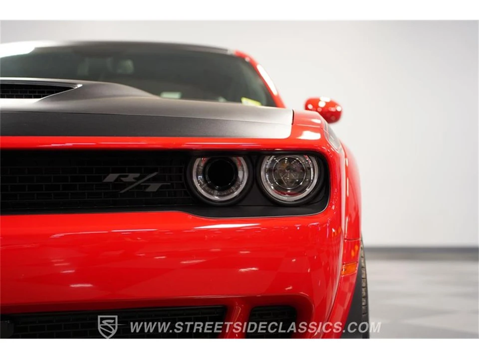 2022 Dodge Challenger 3rd Gen - Image 19 of 31