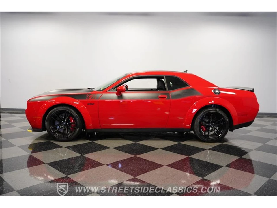 2022 Dodge Challenger 3rd Gen - Image 6 of 31