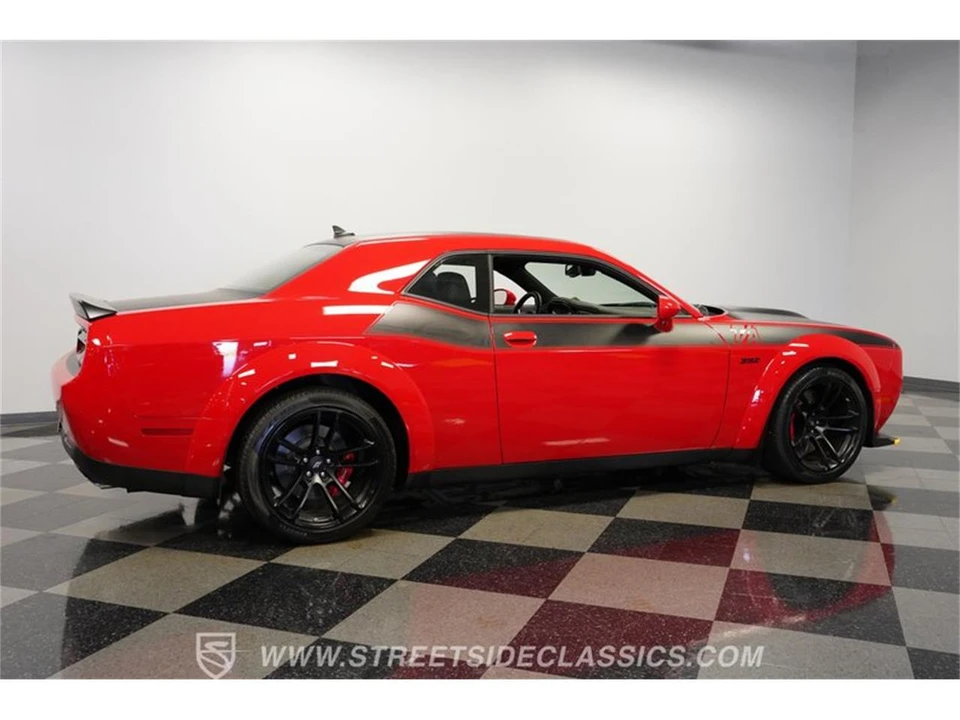 2022 Dodge Challenger 3rd Gen - Image 12 of 31