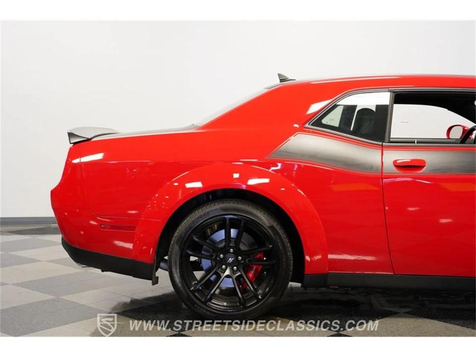 2022 Dodge Challenger 3rd Gen - Image 28 of 31