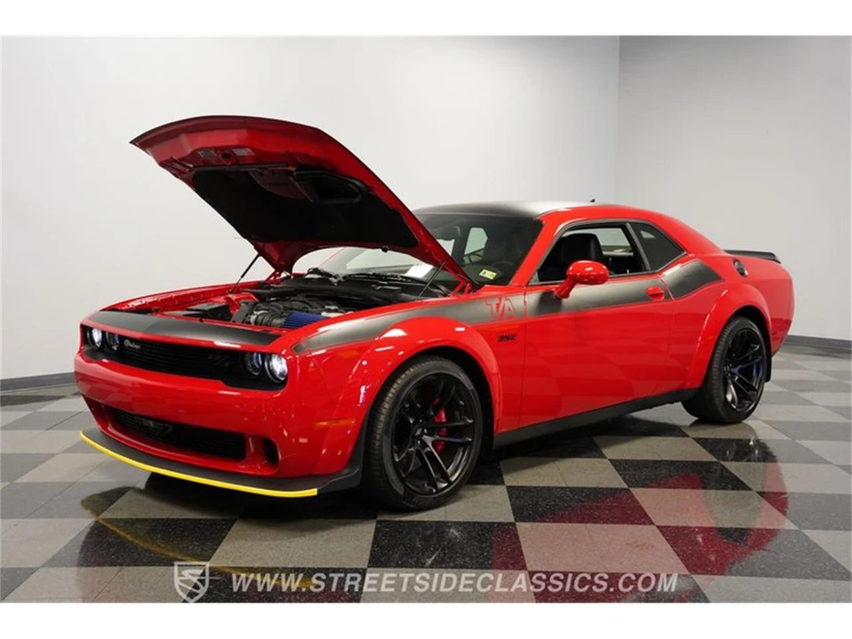2022 Dodge Challenger 3rd Gen - Image 30 of 31