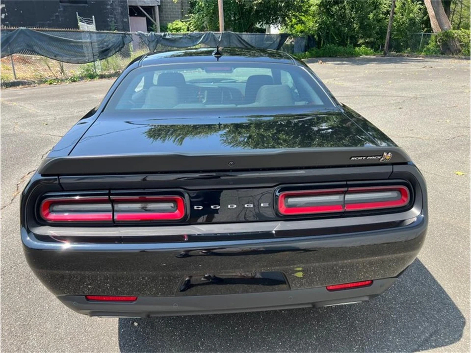 2022 Dodge Challenger 3rd Gen - Image 12 of 31