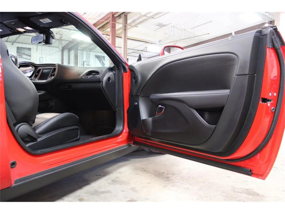 2022 Dodge Challenger 3rd Gen - Image 24 of 31
