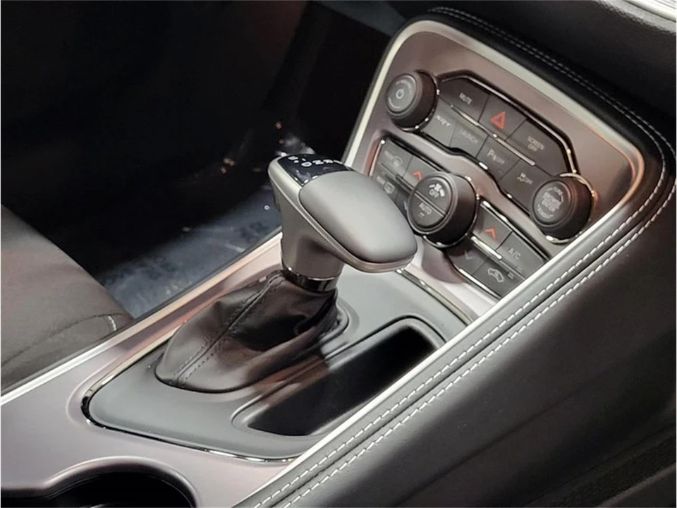 2022 Dodge Challenger 3rd Gen - Image 29 of 31