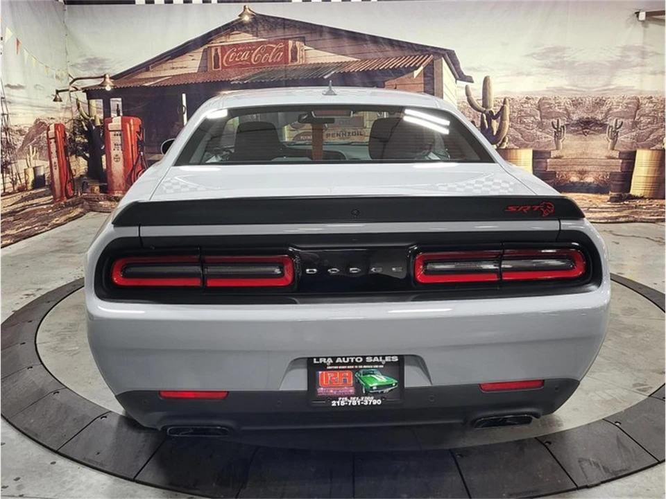 2022 Dodge Challenger 3rd Gen - Image 4 of 31