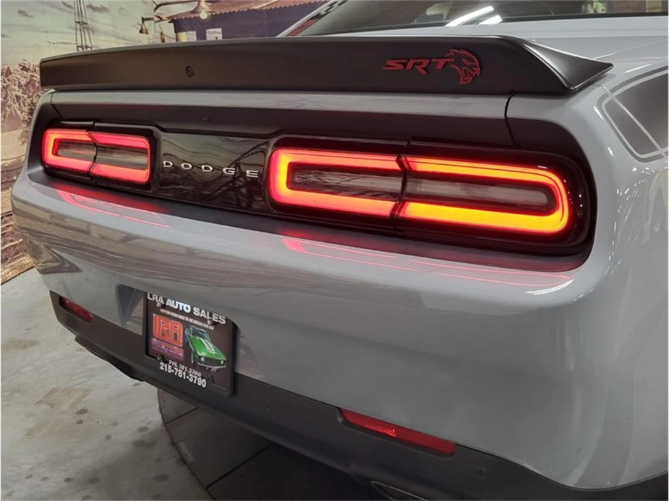 2022 Dodge Challenger 3rd Gen - Image 10 of 31