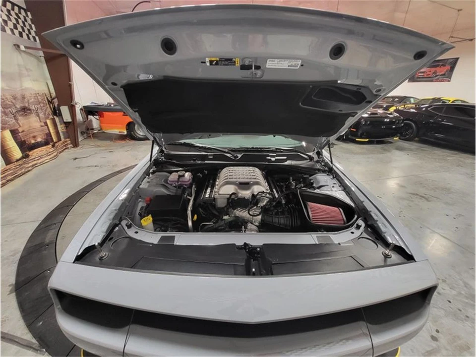 2022 Dodge Challenger 3rd Gen - Image 15 of 31