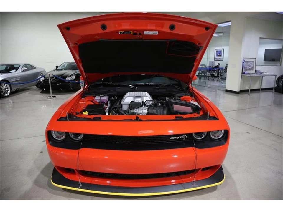 2022 Dodge Challenger 3rd Gen - Image 15 of 31