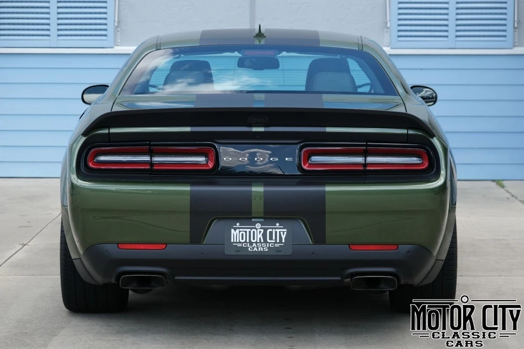 2022 Dodge Challenger SRT Hellcat 3rd Gen - Image 4 of 21