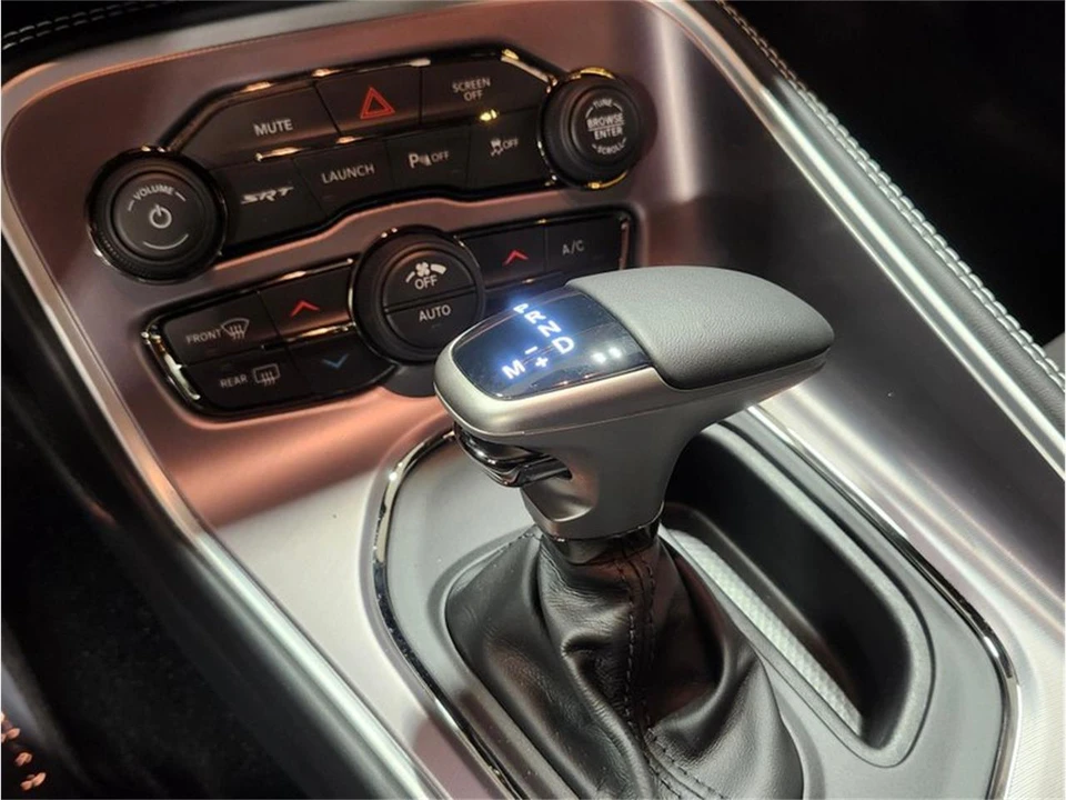 2022 Dodge Challenger 3rd Gen - Image 19 of 31