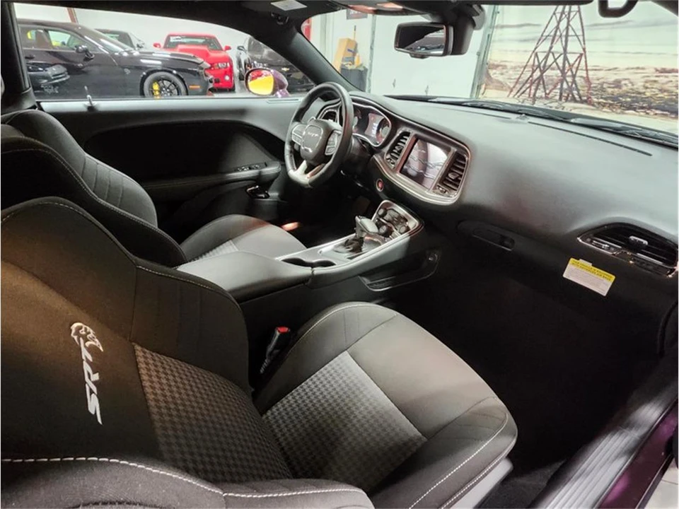 2022 Dodge Challenger 3rd Gen - Image 21 of 31