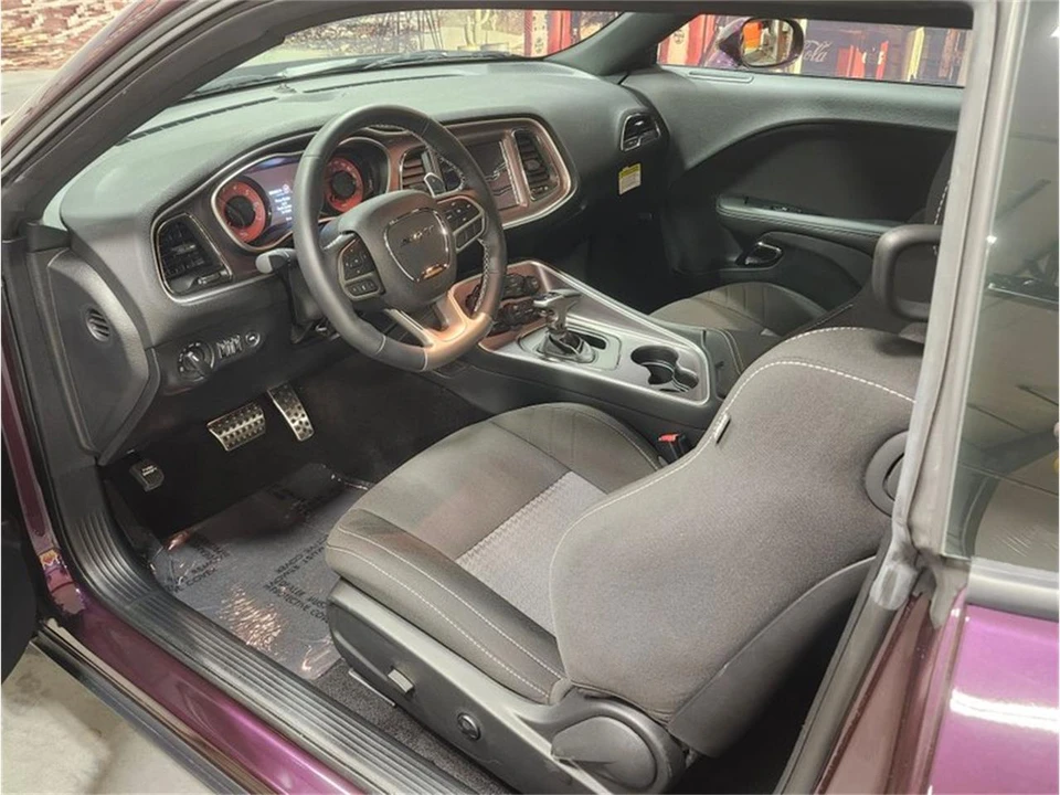 2022 Dodge Challenger 3rd Gen - Image 15 of 31