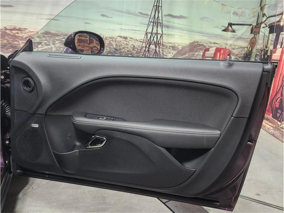 2022 Dodge Challenger 3rd Gen - Image 24 of 31