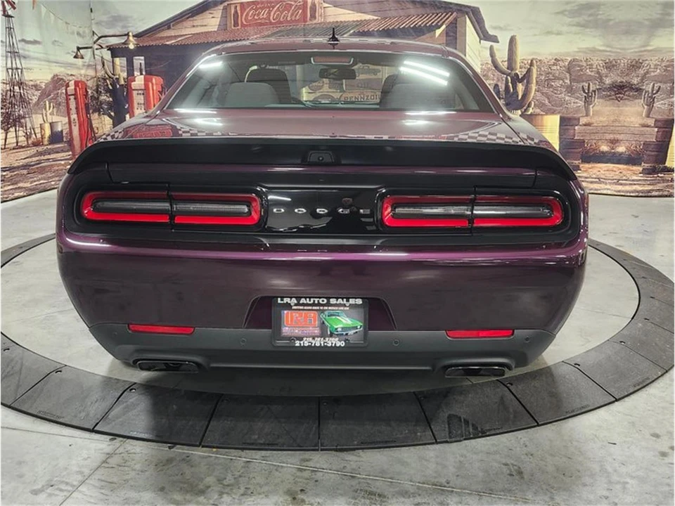 2022 Dodge Challenger 3rd Gen - Image 4 of 31