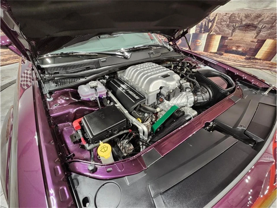 2022 Dodge Challenger 3rd Gen - Image 10 of 31
