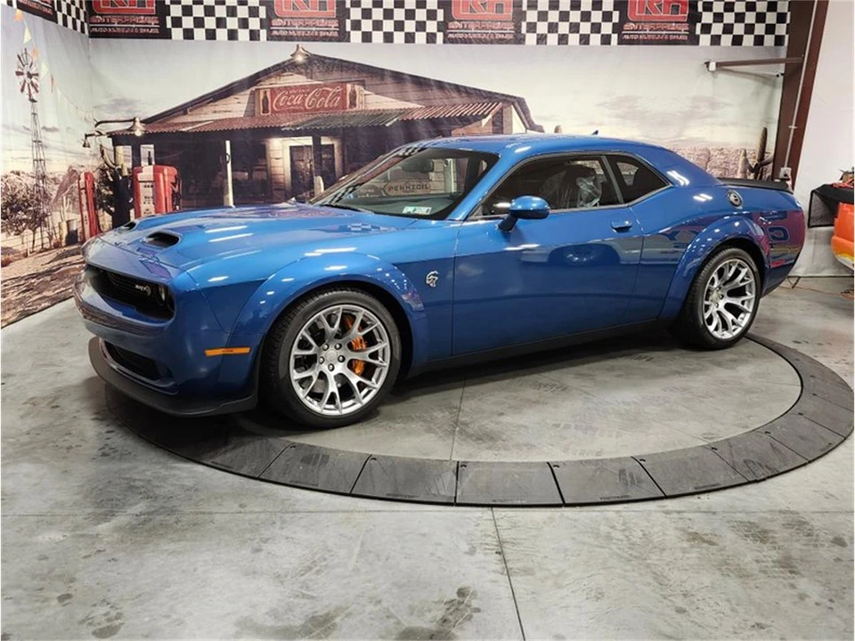 2022 Dodge Challenger 3rd Gen - Image 2 of 31