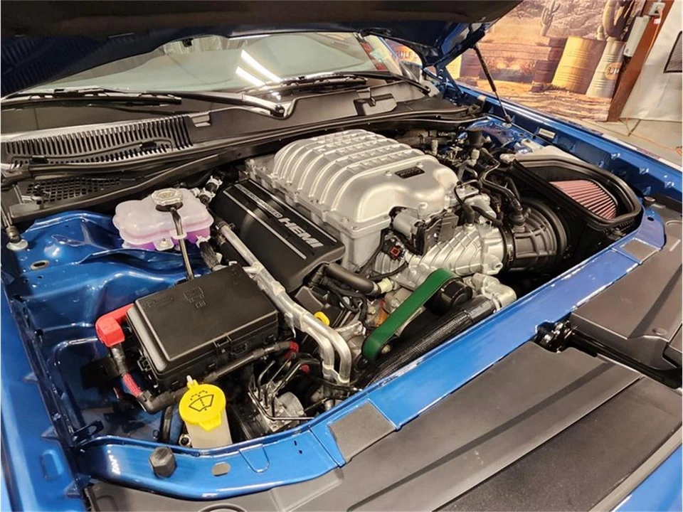 2022 Dodge Challenger 3rd Gen - Image 10 of 31