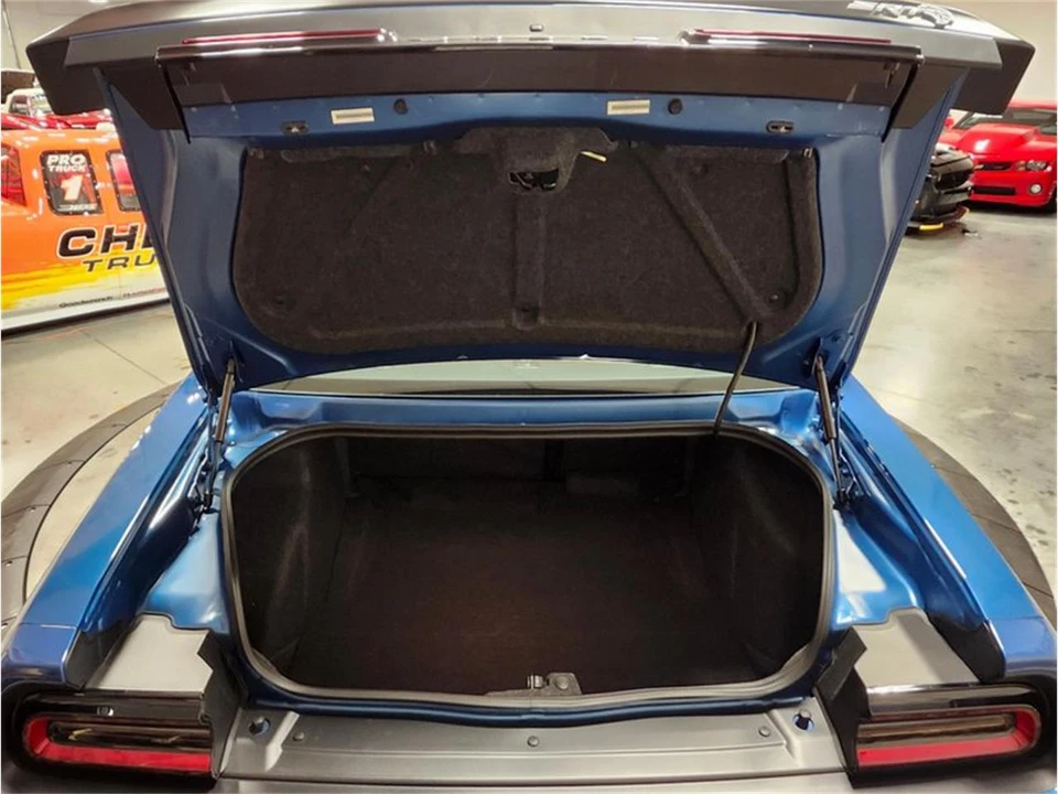 2022 Dodge Challenger 3rd Gen - Image 24 of 31