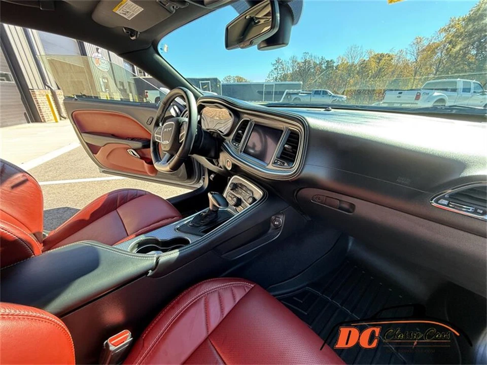 2022 Dodge Challenger 3rd Gen - Image 20 of 31