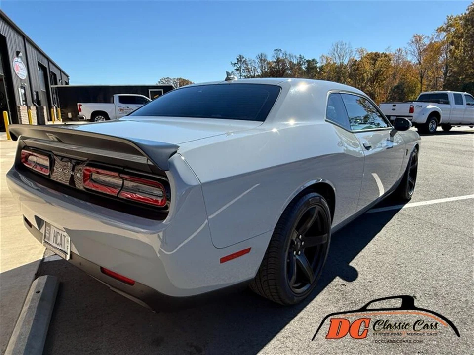 2022 Dodge Challenger 3rd Gen - Image 11 of 31