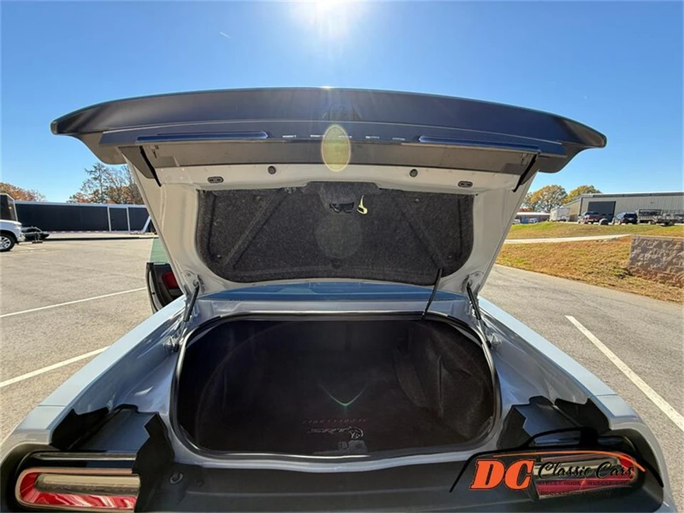 2022 Dodge Challenger 3rd Gen - Image 24 of 31
