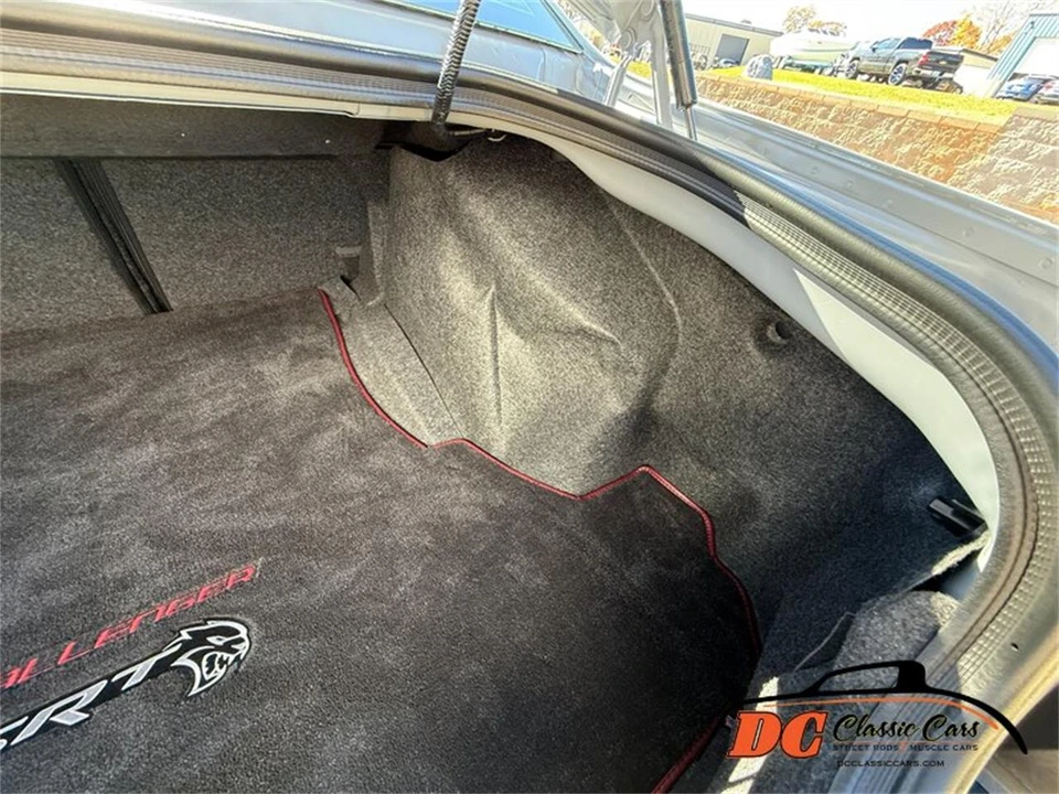 2022 Dodge Challenger 3rd Gen - Image 27 of 31