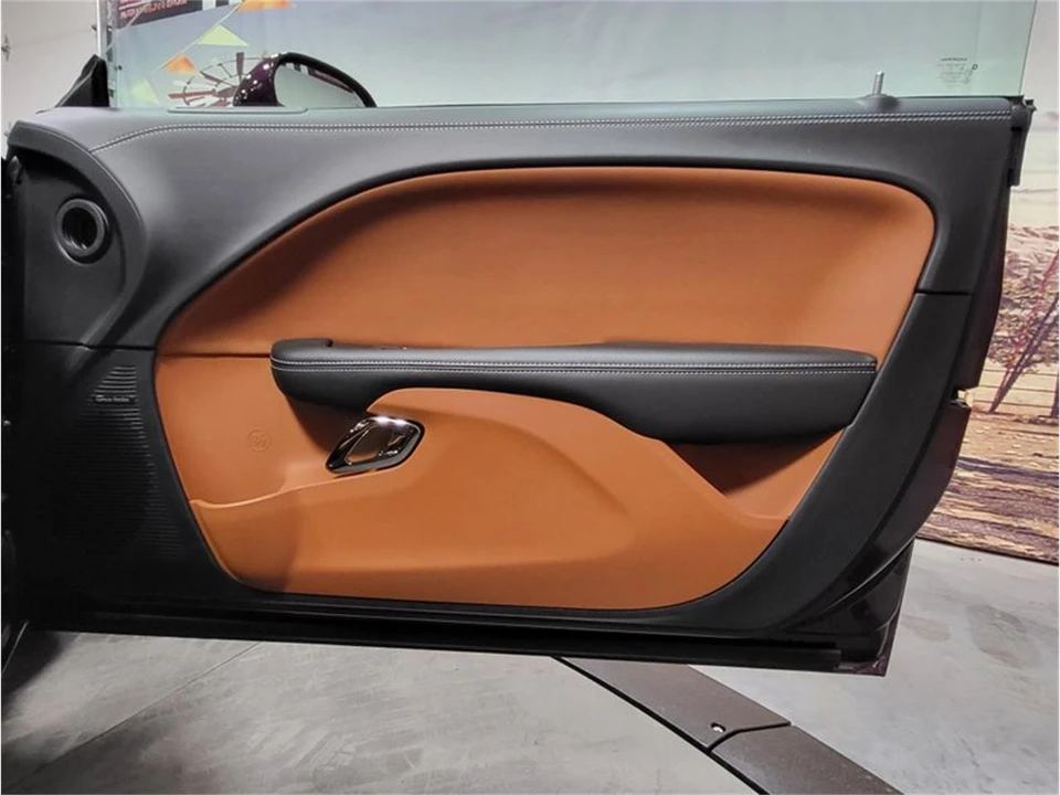2022 Dodge Challenger 3rd Gen - Image 16 of 31