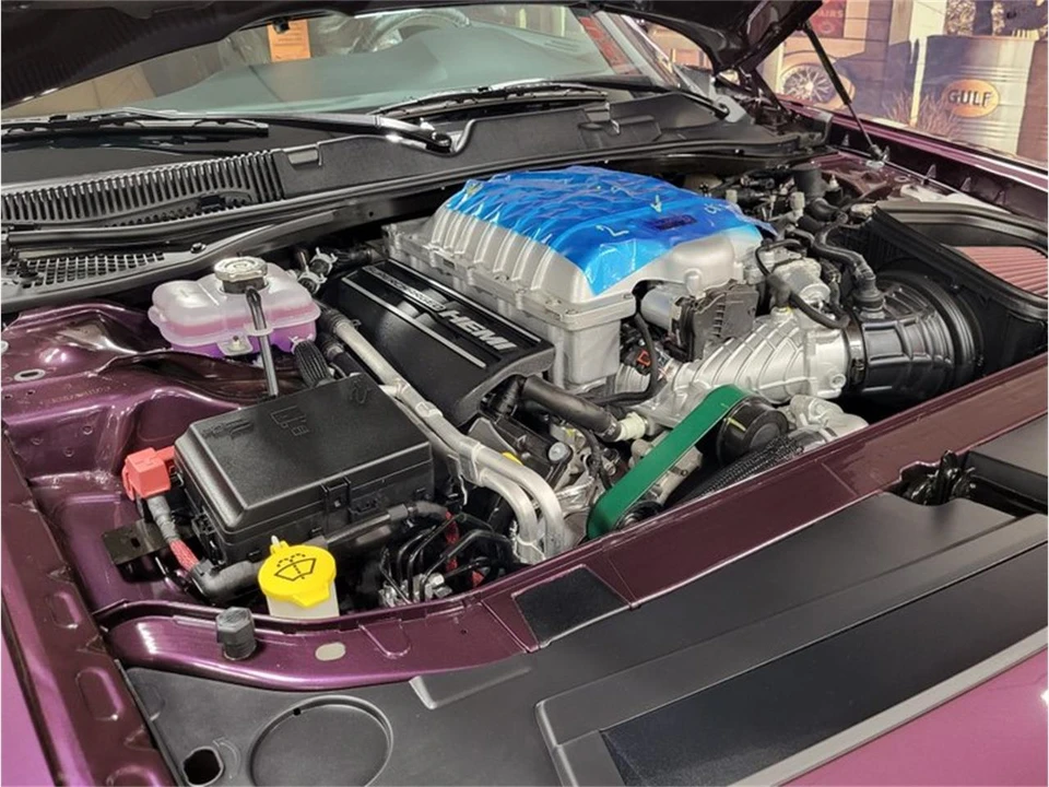 2022 Dodge Challenger 3rd Gen - Image 25 of 31