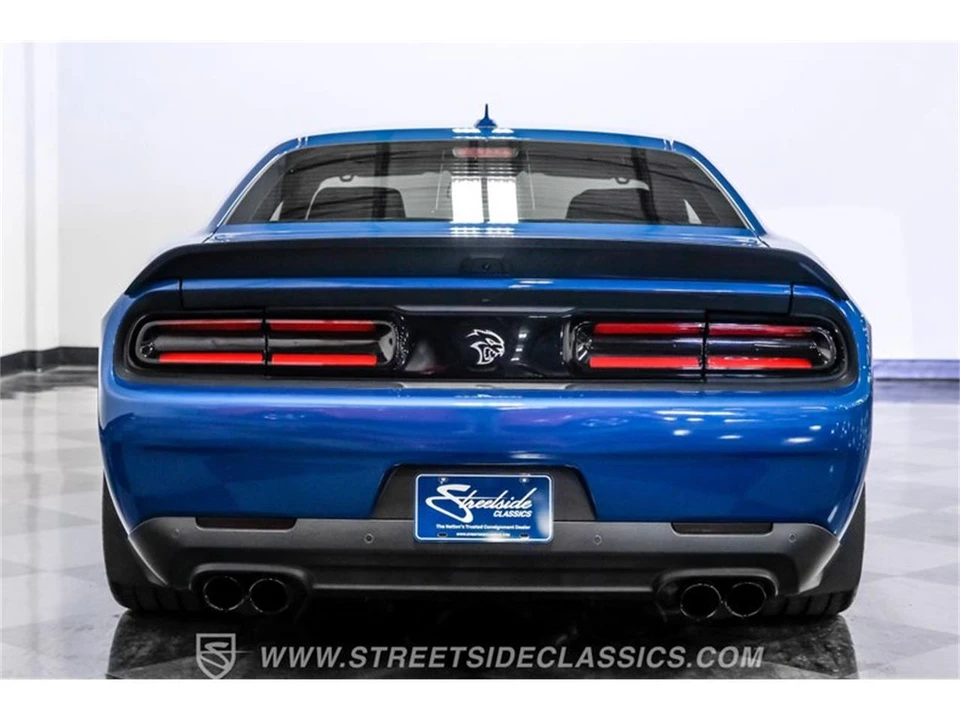 2022 Dodge Challenger 3rd Gen - Image 10 of 31